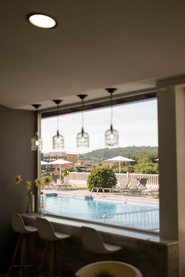 Hotel Piramide Portonovo Kültér fotó