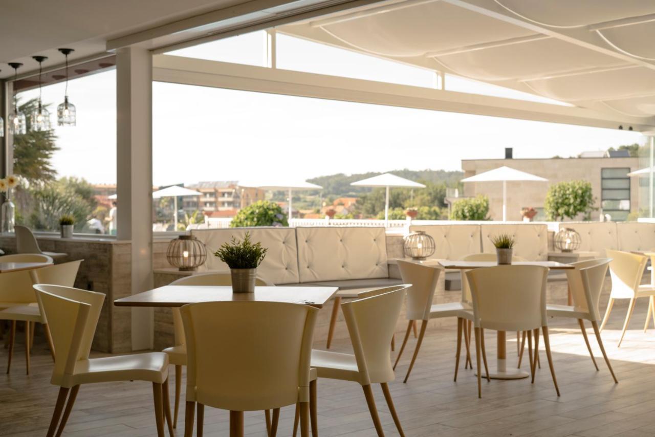 Hotel Piramide Portonovo Kültér fotó