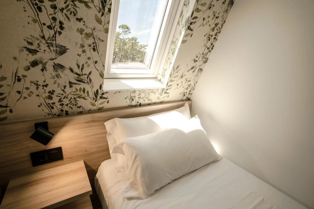 Hotel Piramide Portonovo Kültér fotó