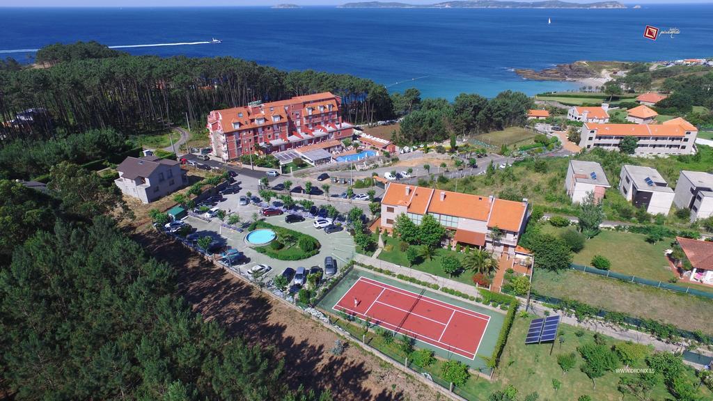 Hotel Piramide Portonovo Kültér fotó