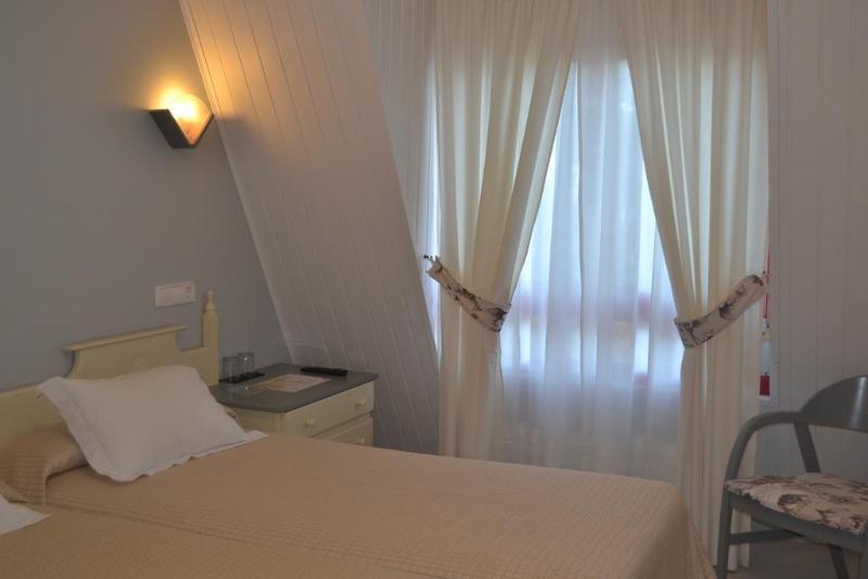 Hotel Piramide Portonovo Kültér fotó